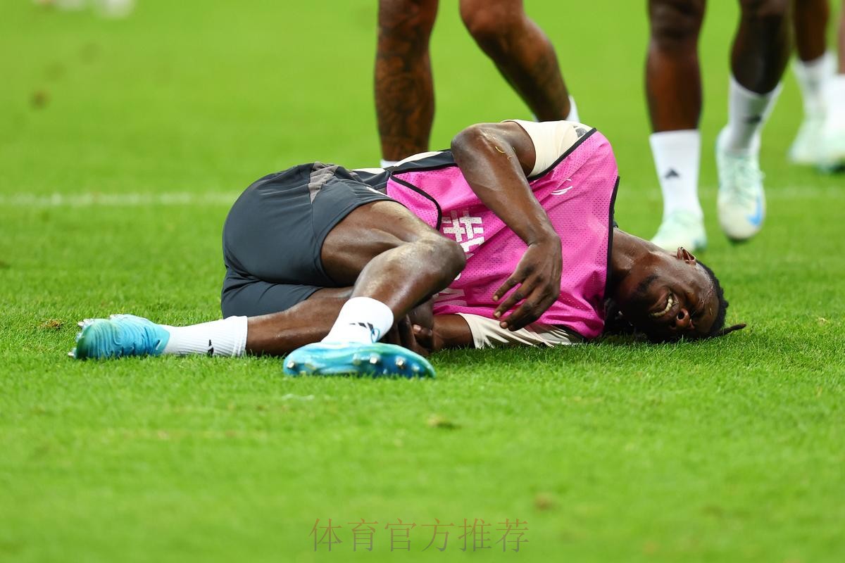 皇马连续周三周日比赛 球员难支撑并有受伤风险 皇马连续周三周日比赛 球员难支撑并有受伤风险